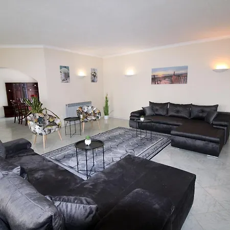 Vila Belvue Медулин